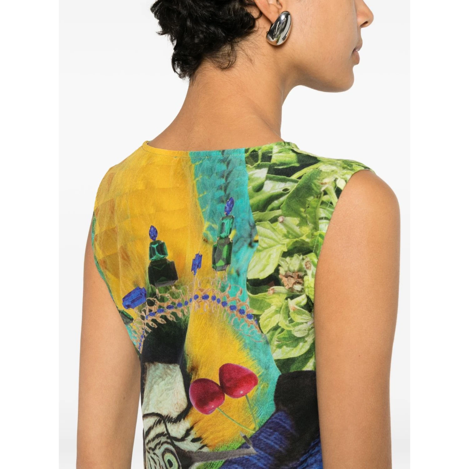 THE ARTISTYLIST Top