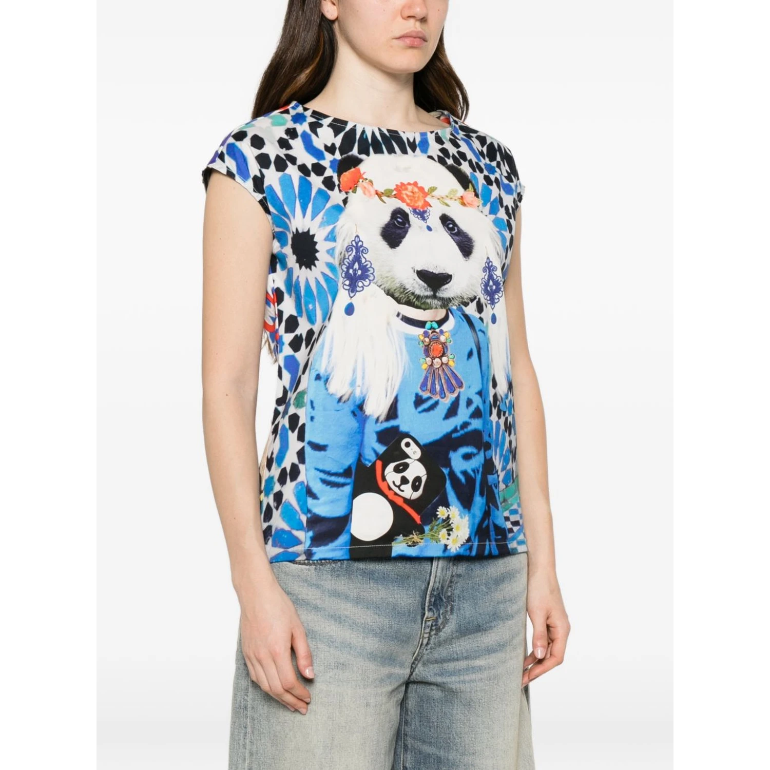 THE ARTISTYLIST Top