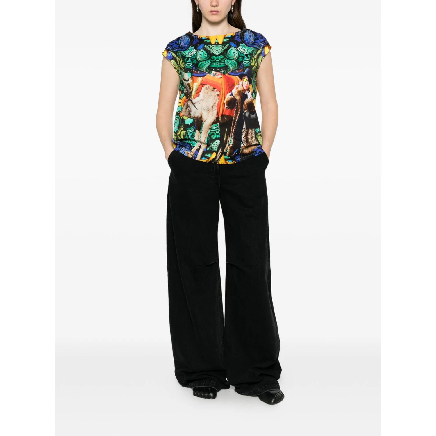 THE ARTISTYLIST Top