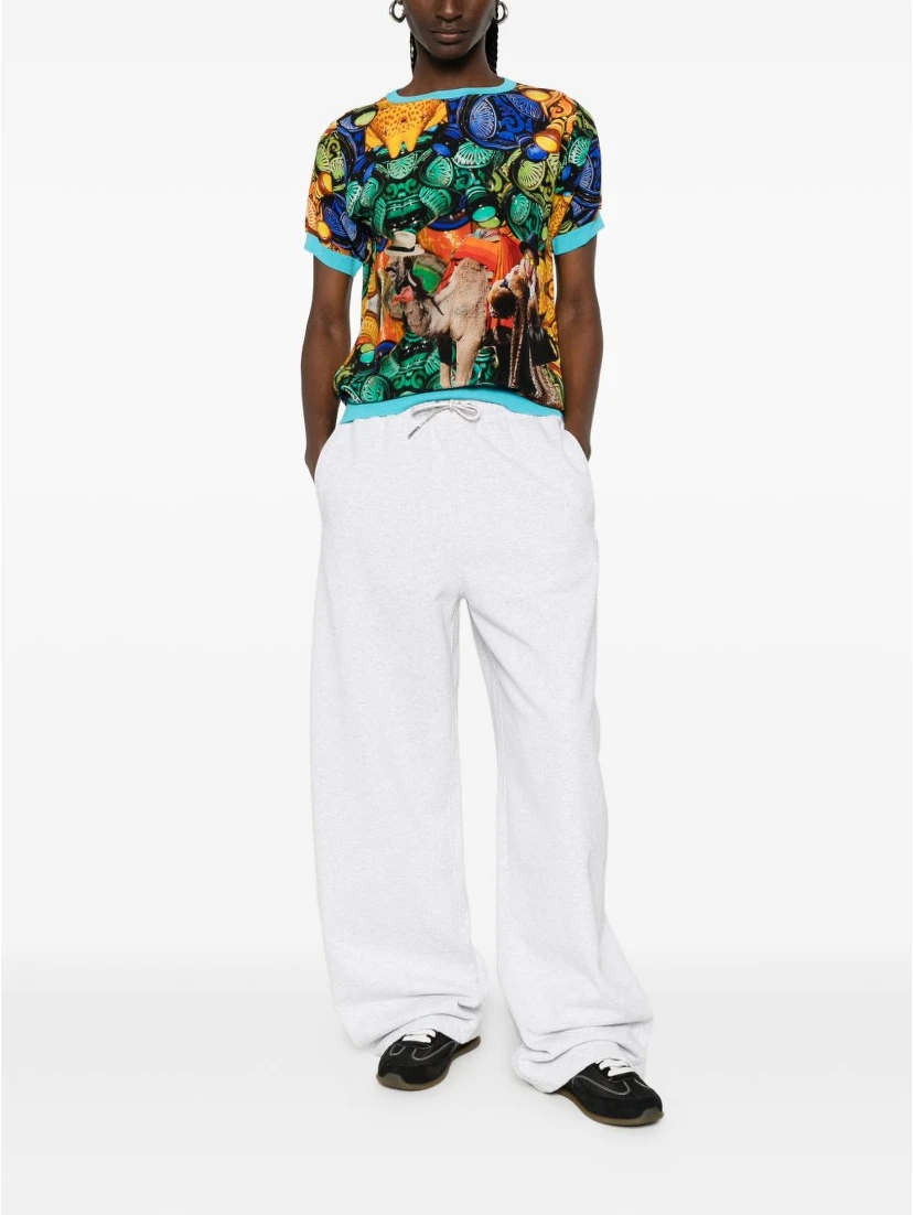 THE ARTISTYLIST T-shirts and Polos