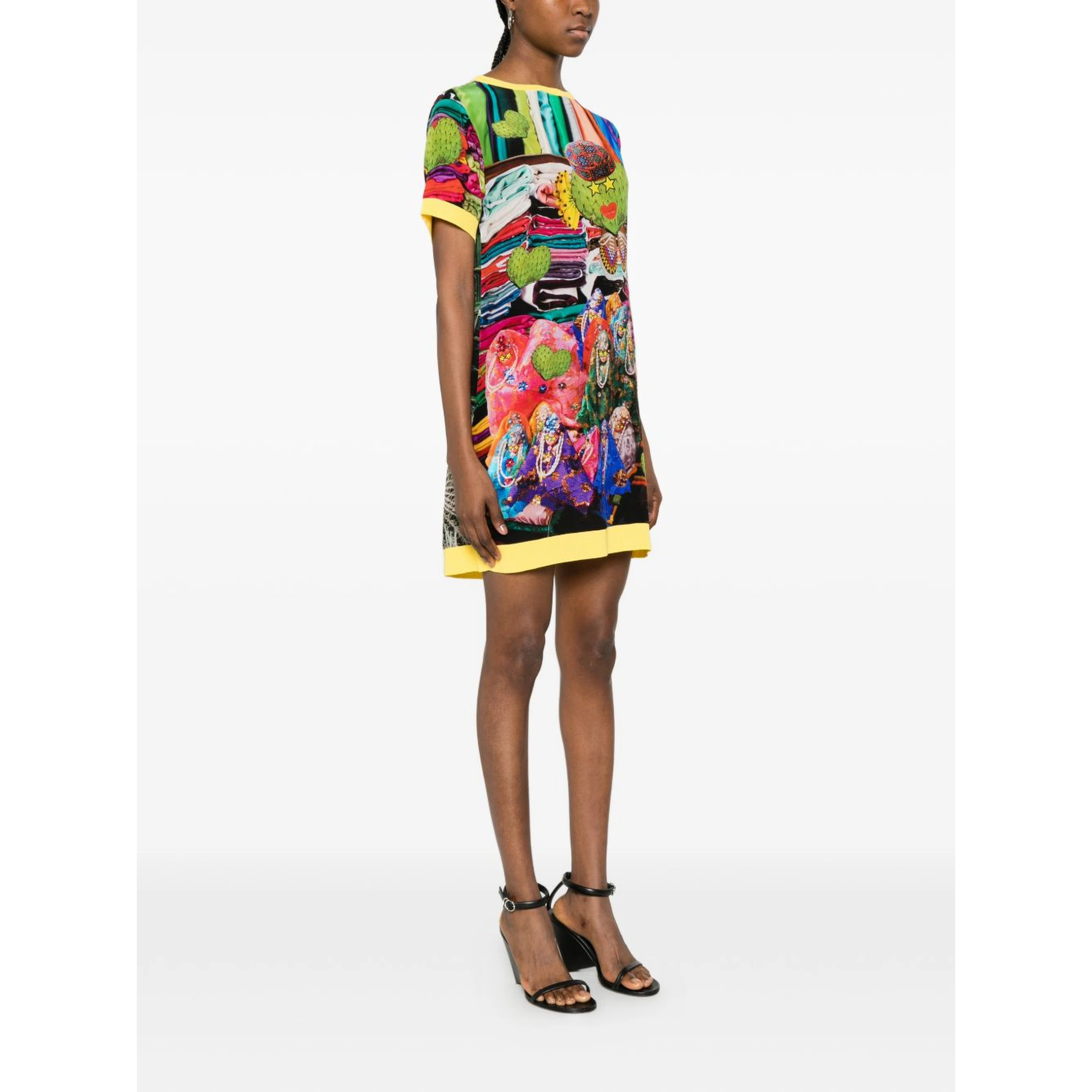 THE ARTISTYLIST Dresses
