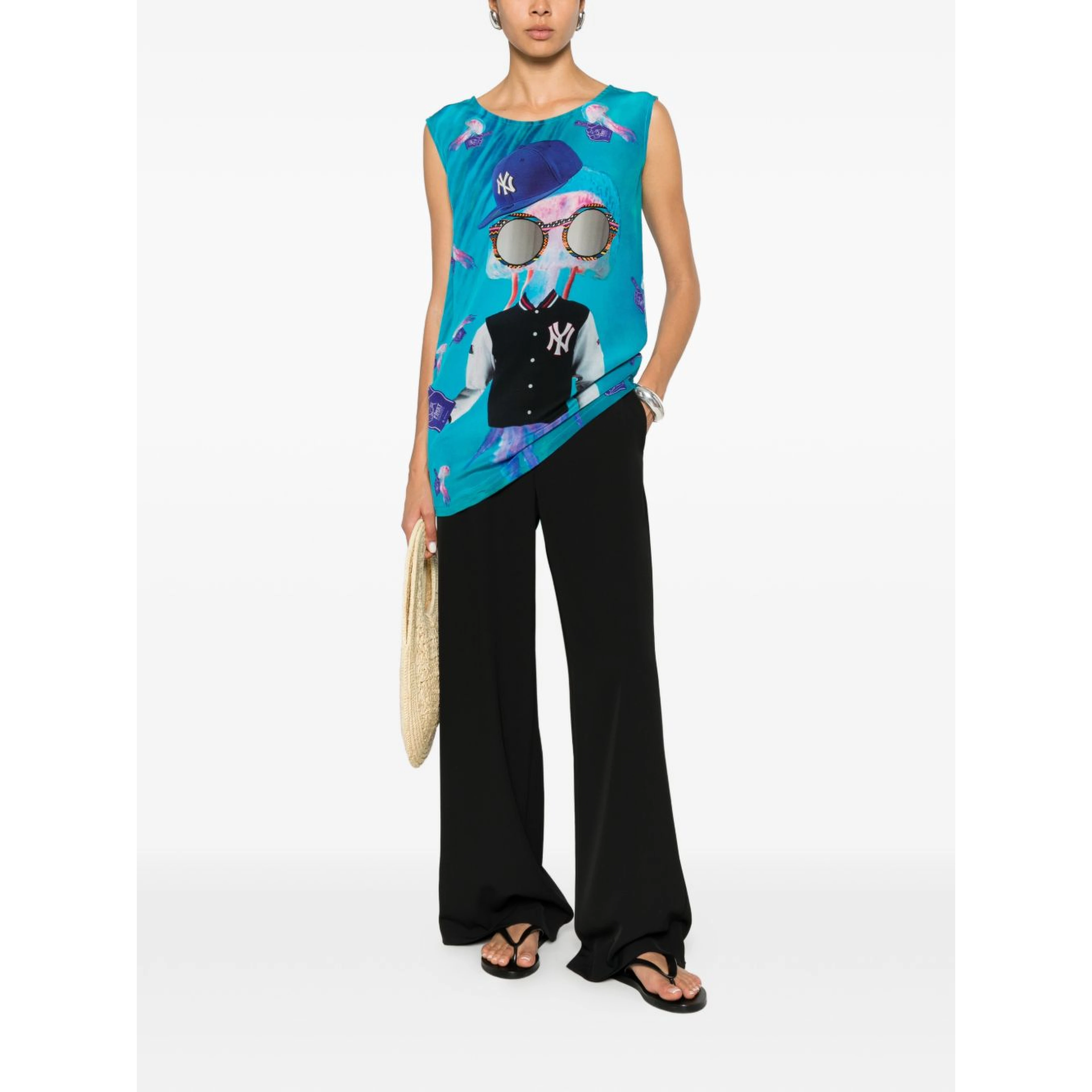 THE ARTISTYLIST Top