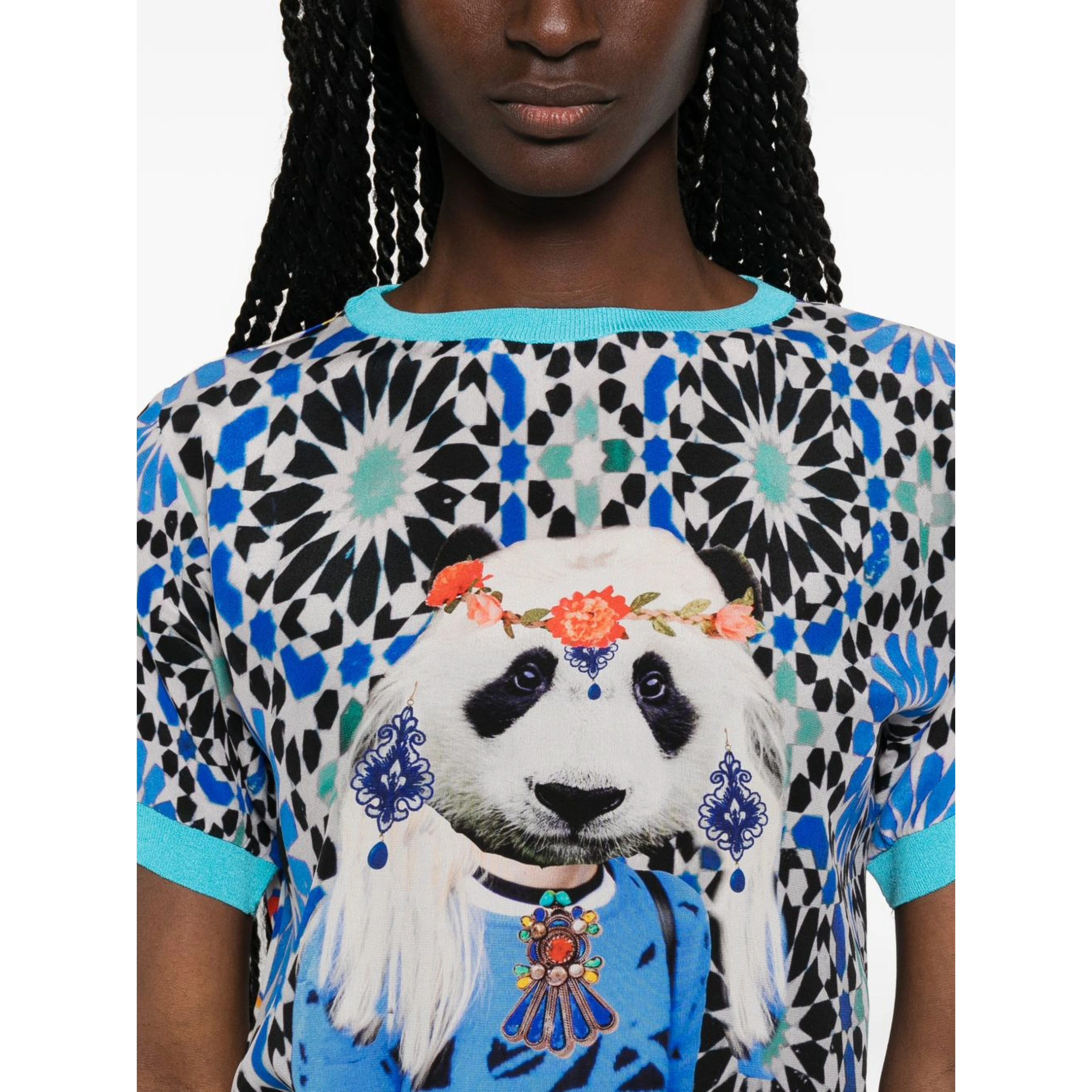 THE ARTISTYLIST T-shirts and Polos