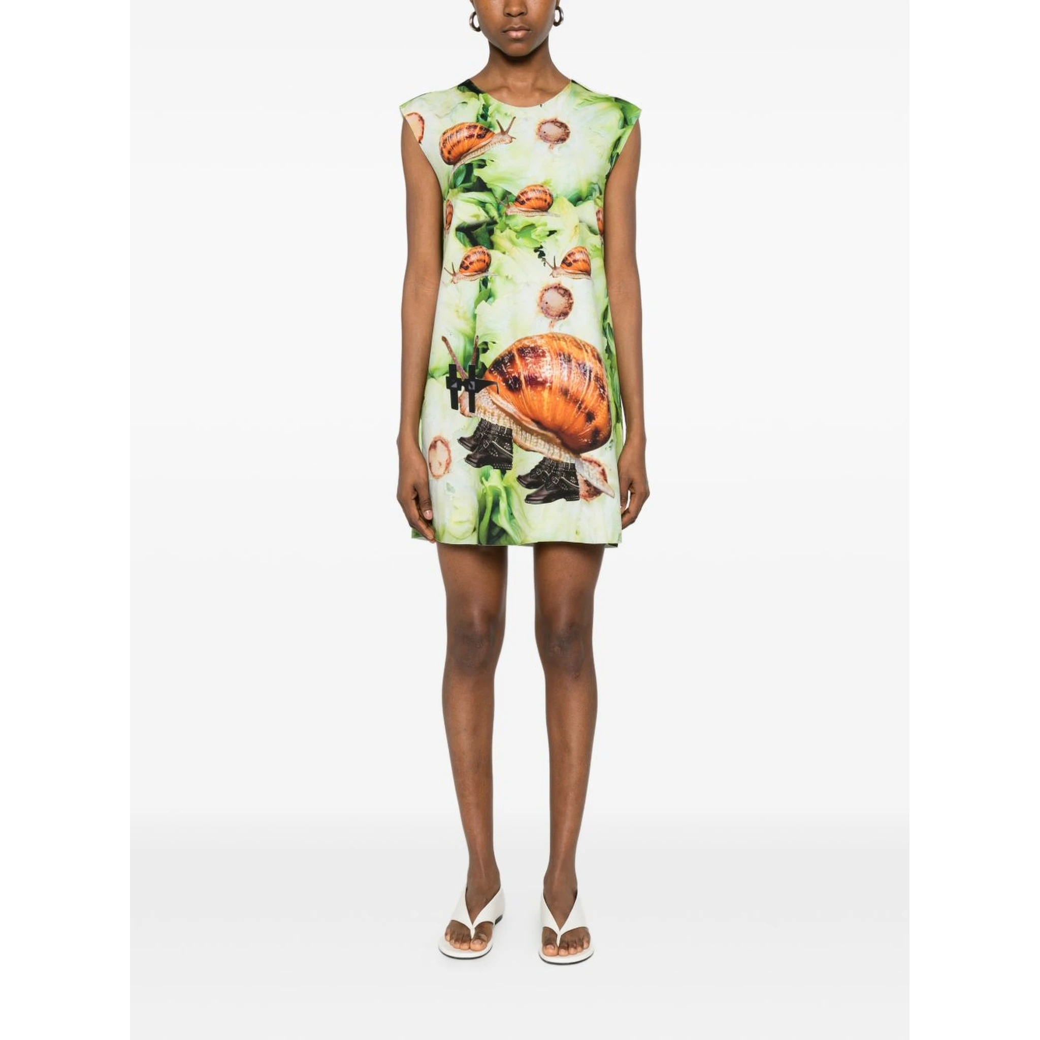 THE ARTISTYLIST Dresses