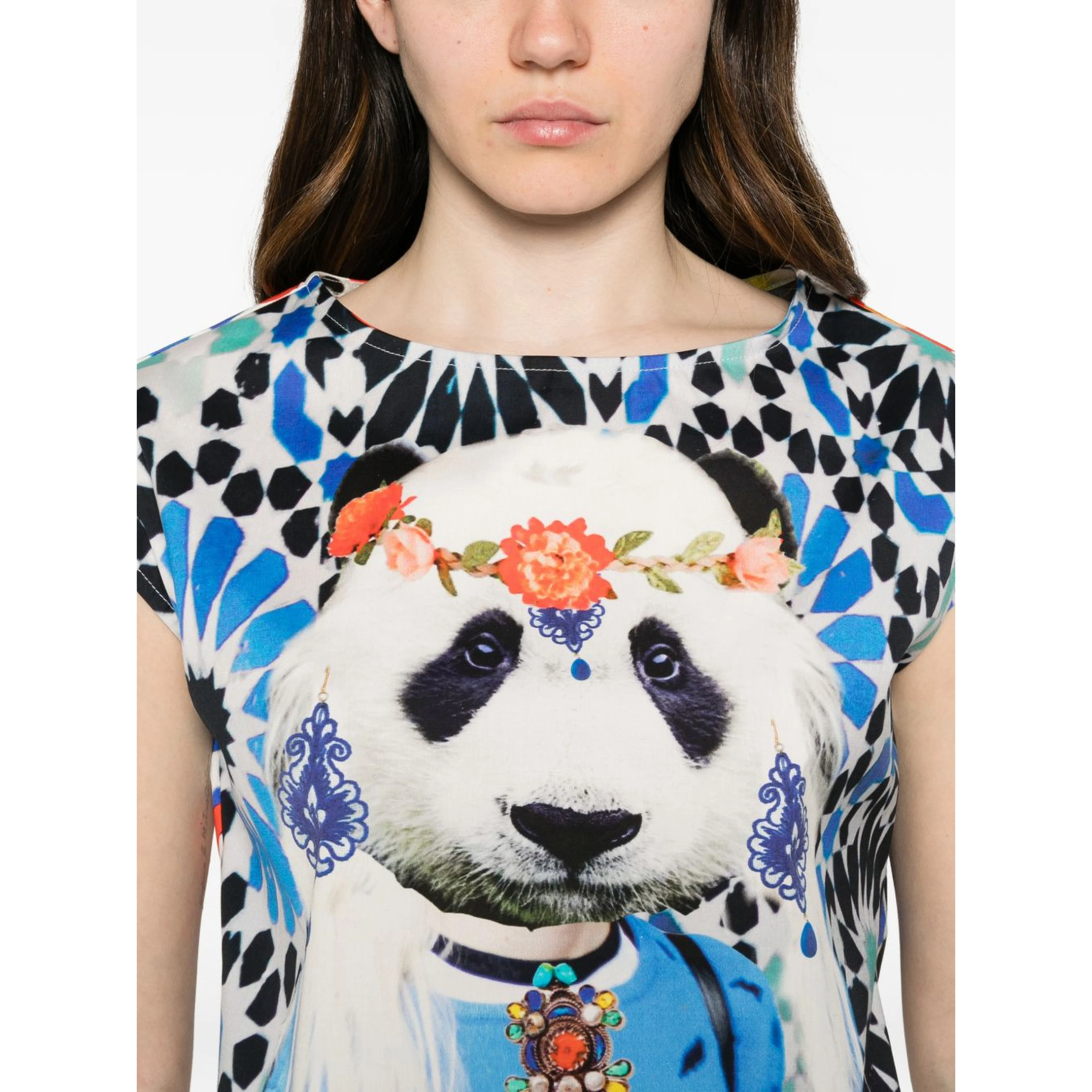 THE ARTISTYLIST Top