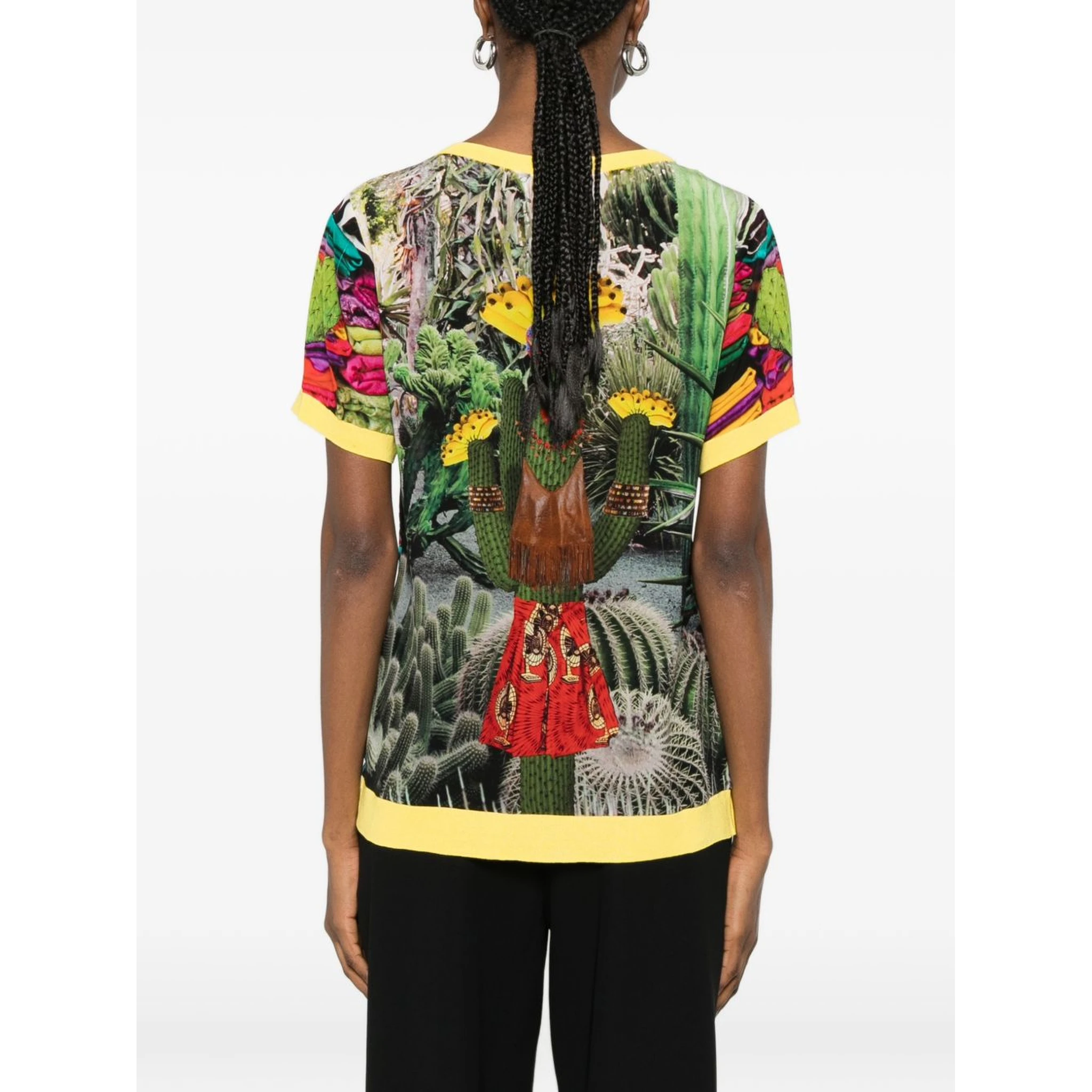 THE ARTISTYLIST T-shirts and Polos