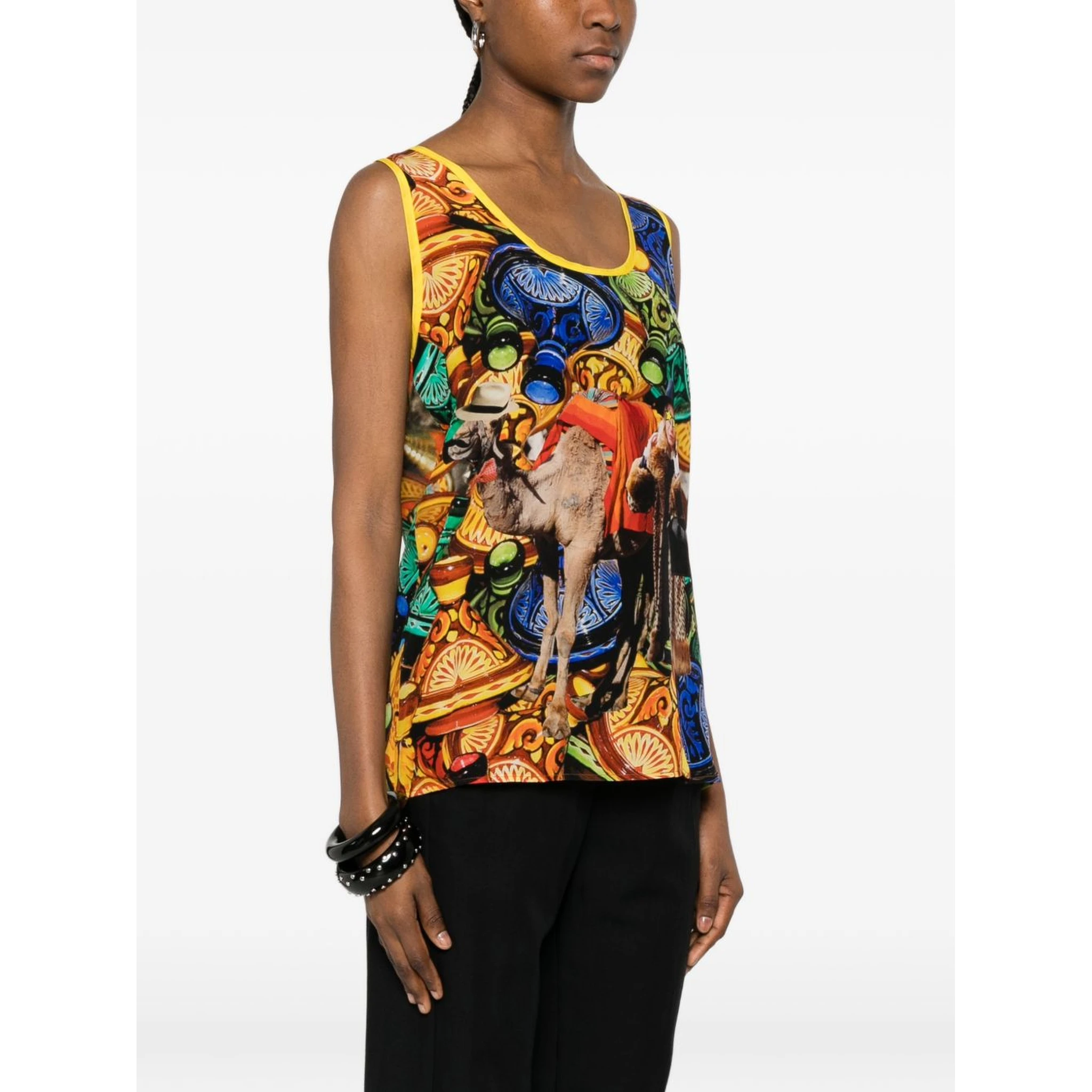 THE ARTISTYLIST Top