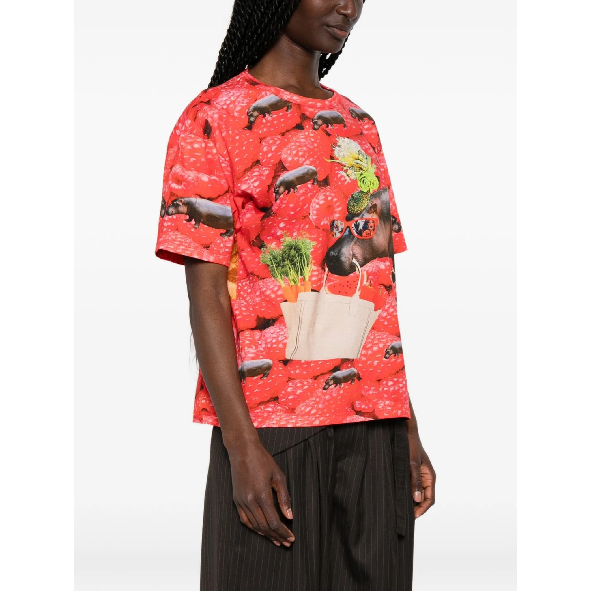 THE ARTISTYLIST T-shirts and Polos