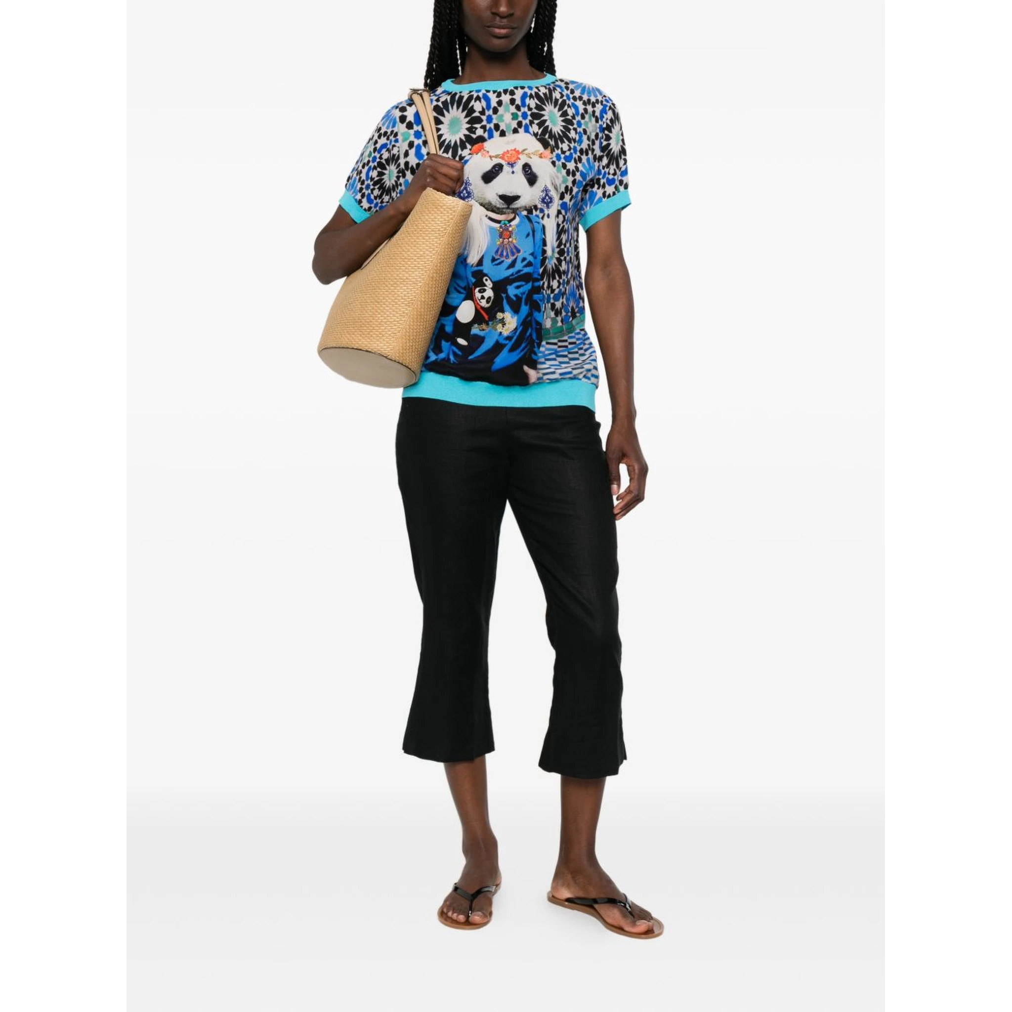 THE ARTISTYLIST T-shirts and Polos