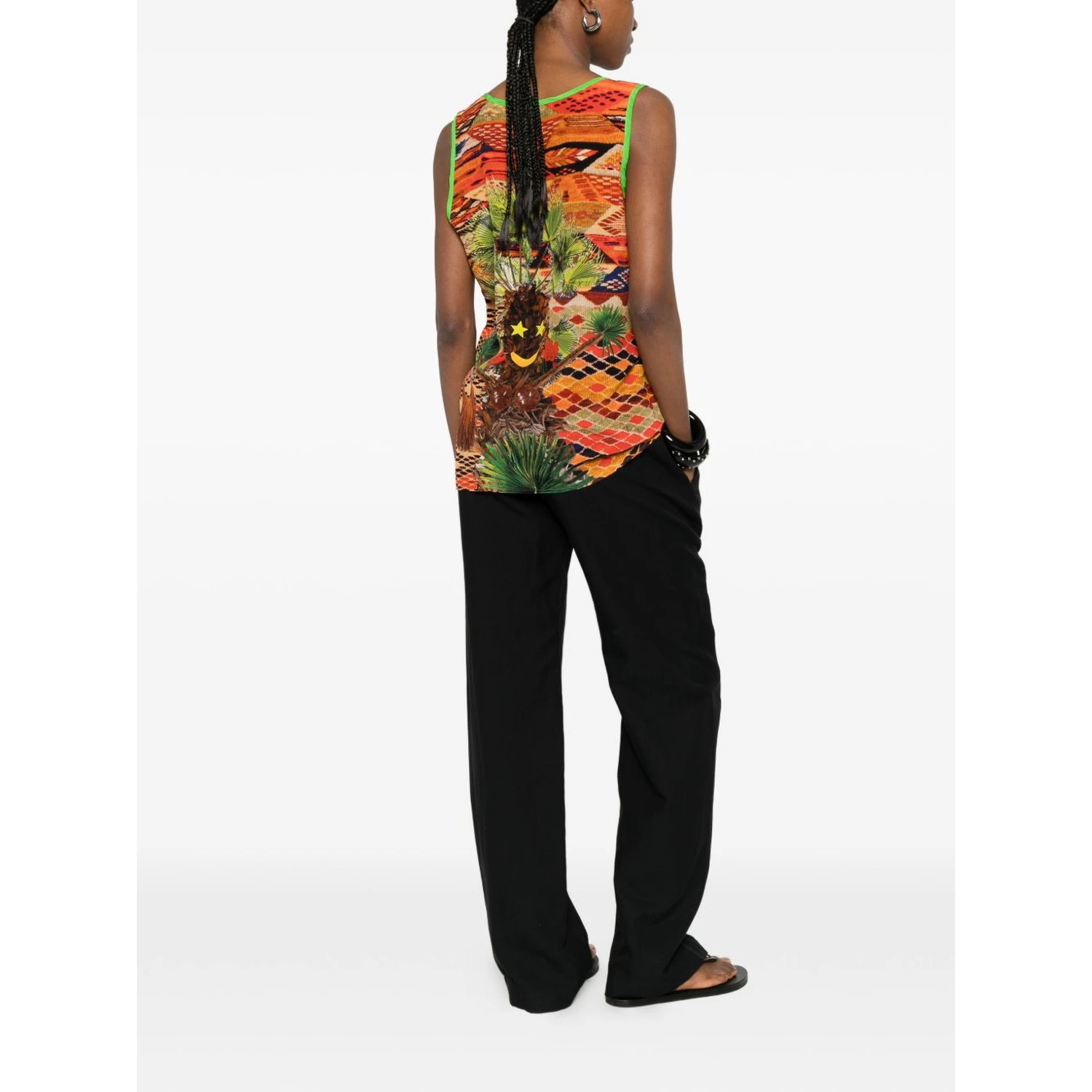 THE ARTISTYLIST Top