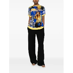 THE ARTISTYLIST T-shirts and Polos