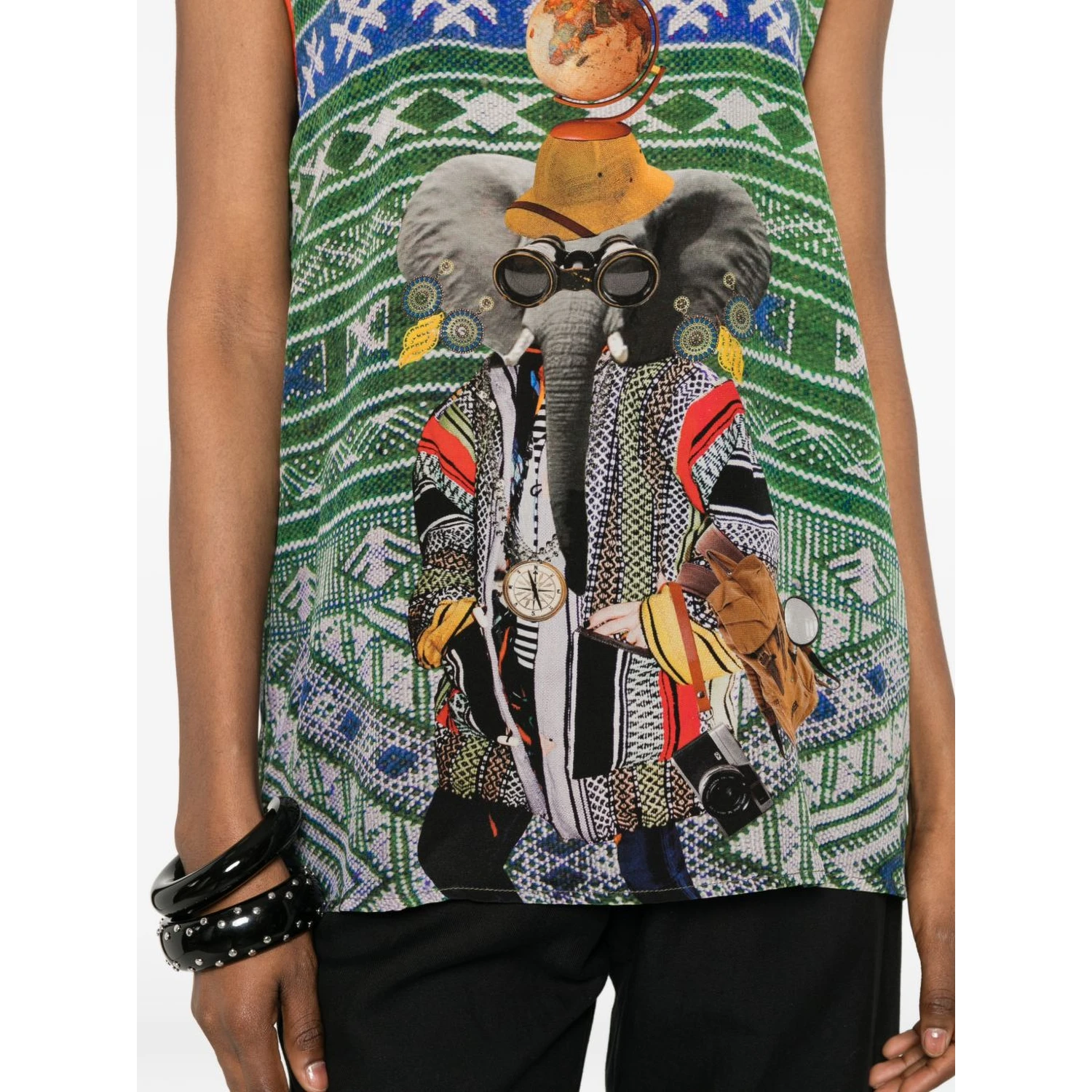 THE ARTISTYLIST Top