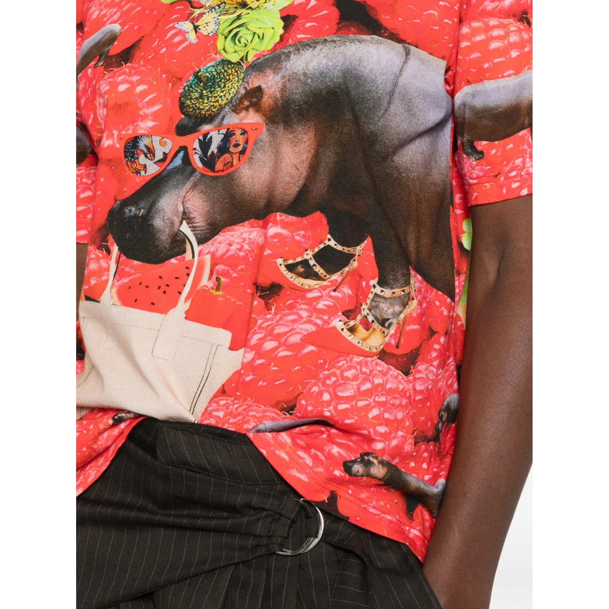 THE ARTISTYLIST T-shirts and Polos