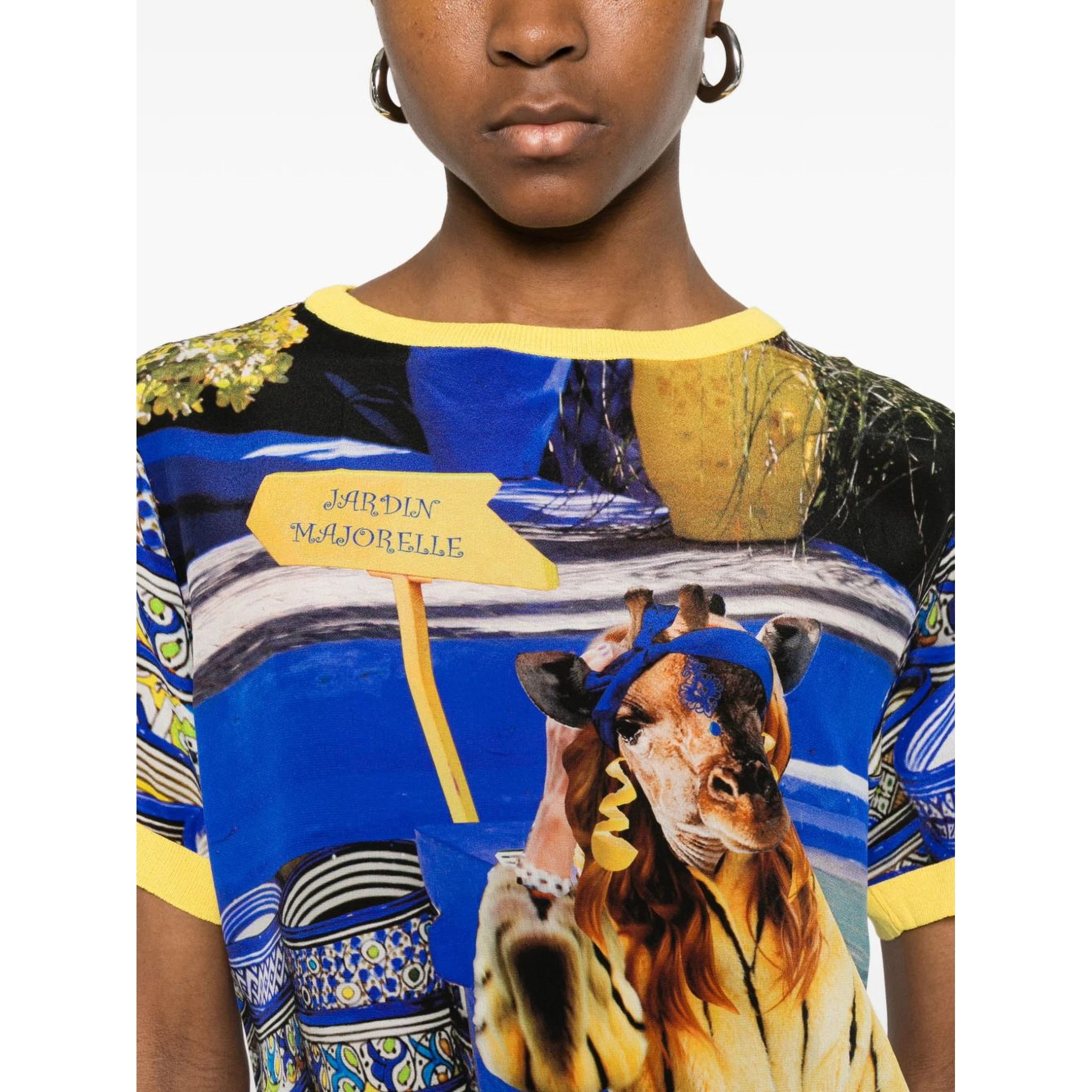 THE ARTISTYLIST T-shirts and Polos