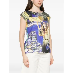 THE ARTISTYLIST Top