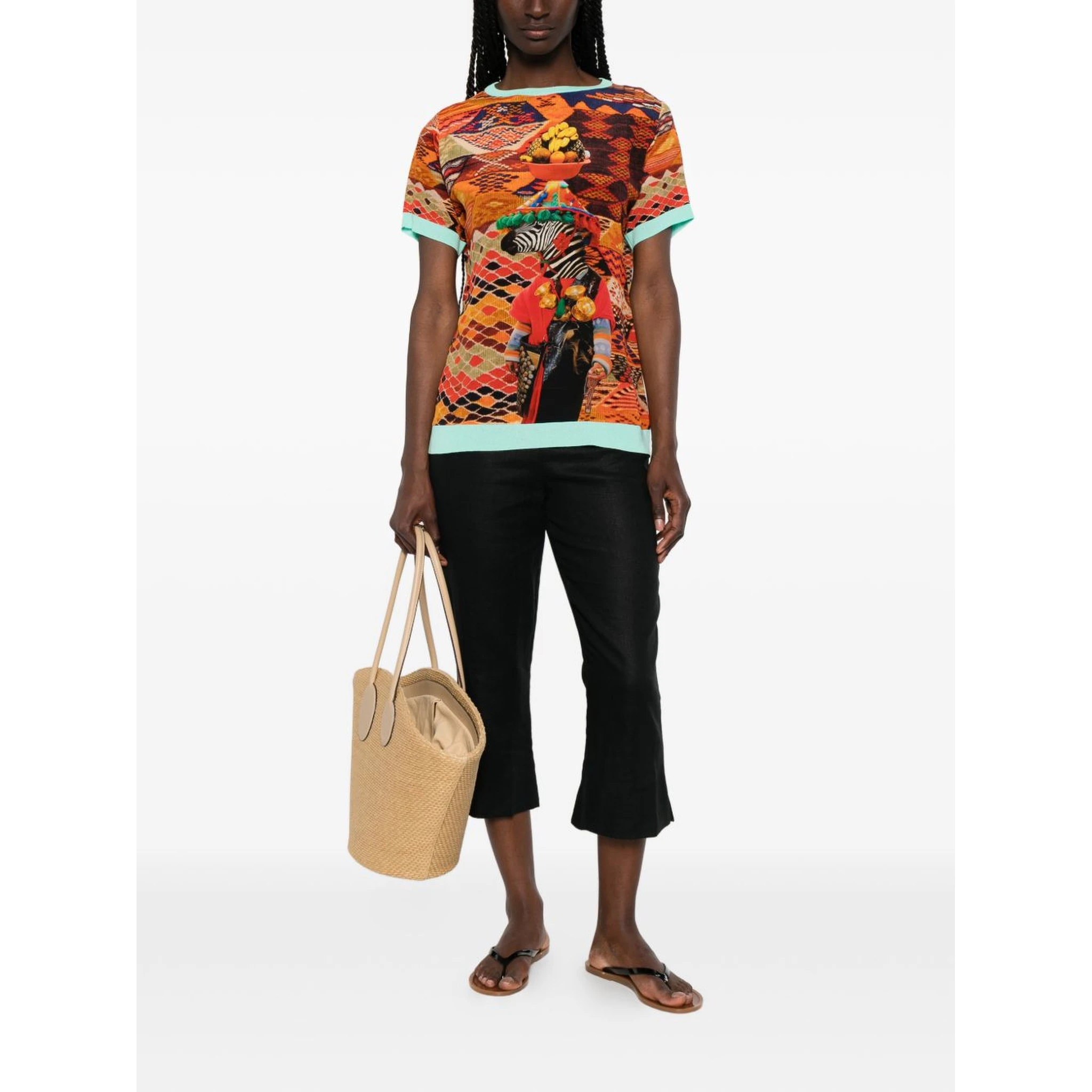 THE ARTISTYLIST T-shirts and Polos