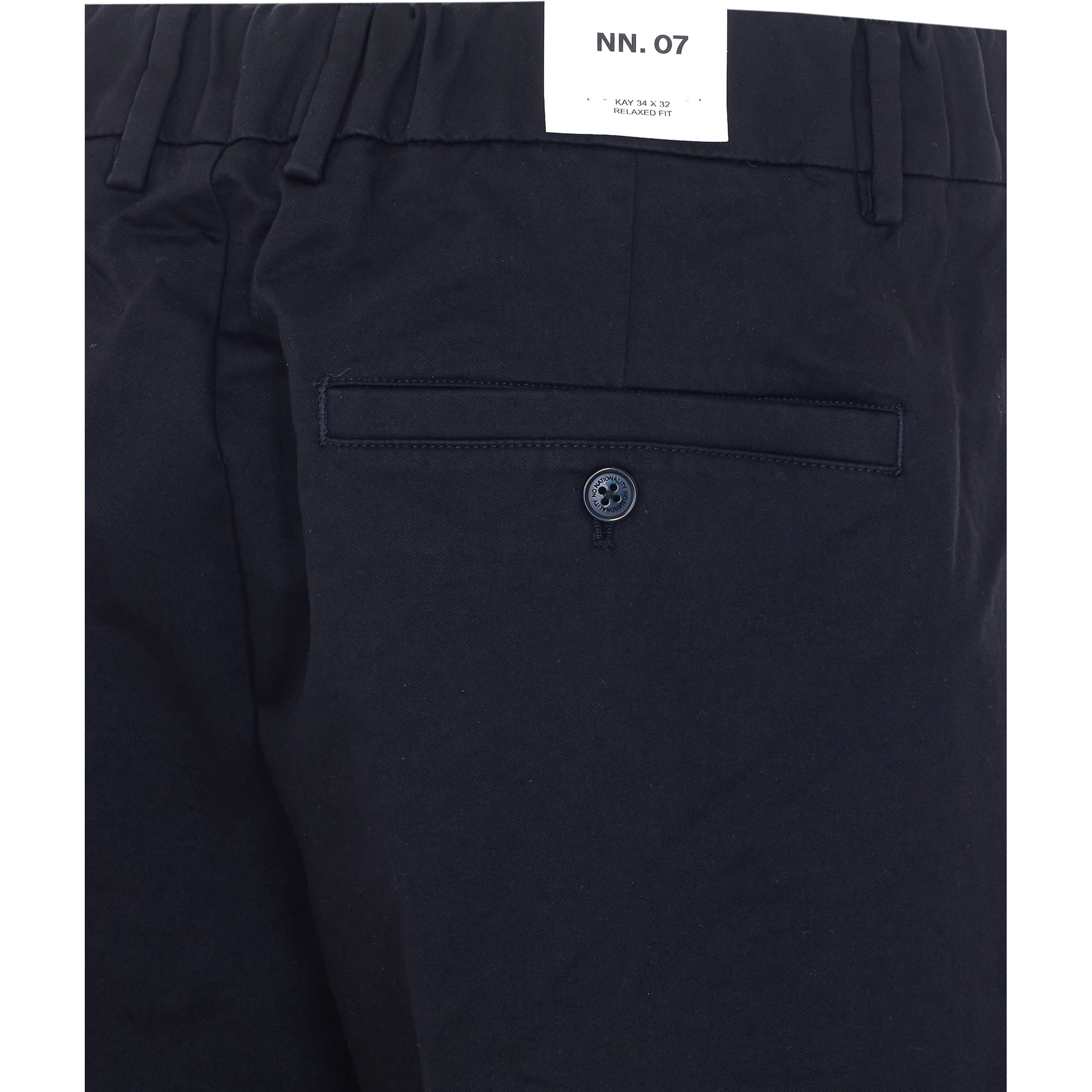 NN.07  Black