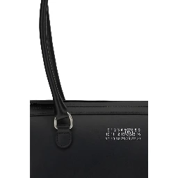 حقيبة كتف بوس توروس من جلد العجل الأسود