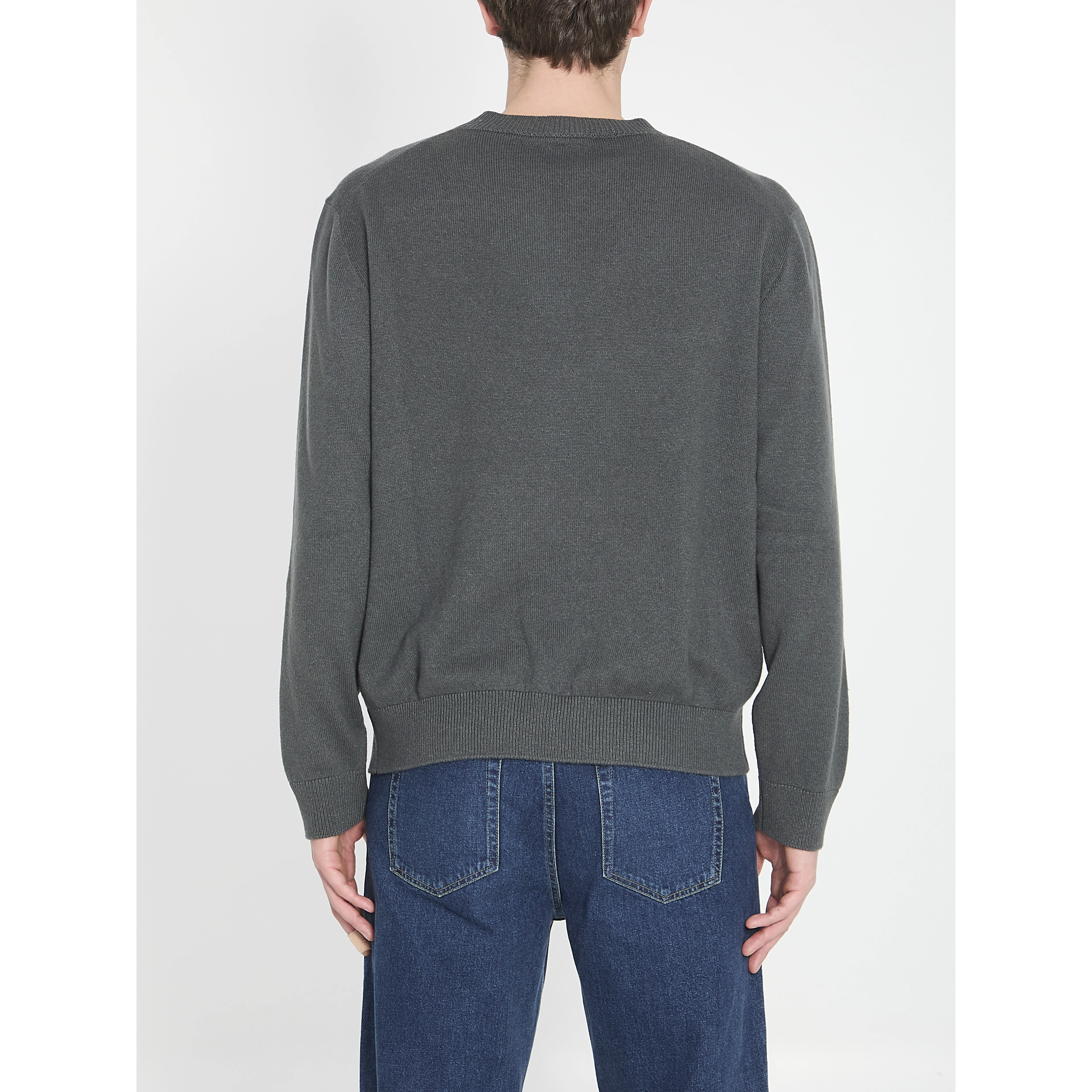 Mamphis sweater