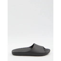 Ama slip-on in rubber