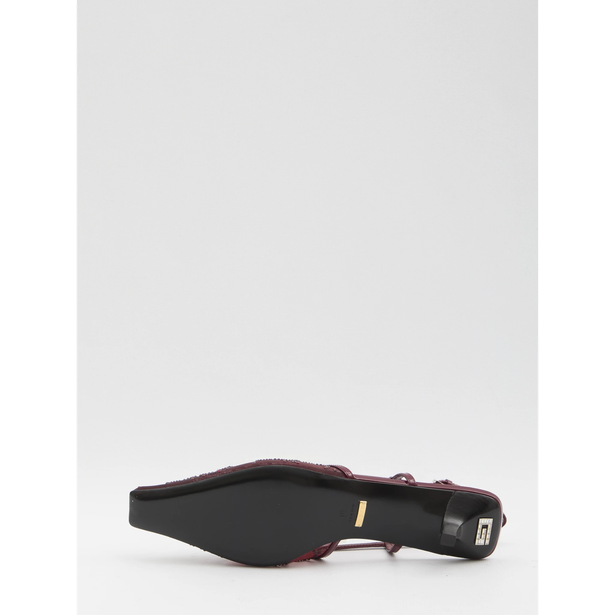 Pumps with GG crystals