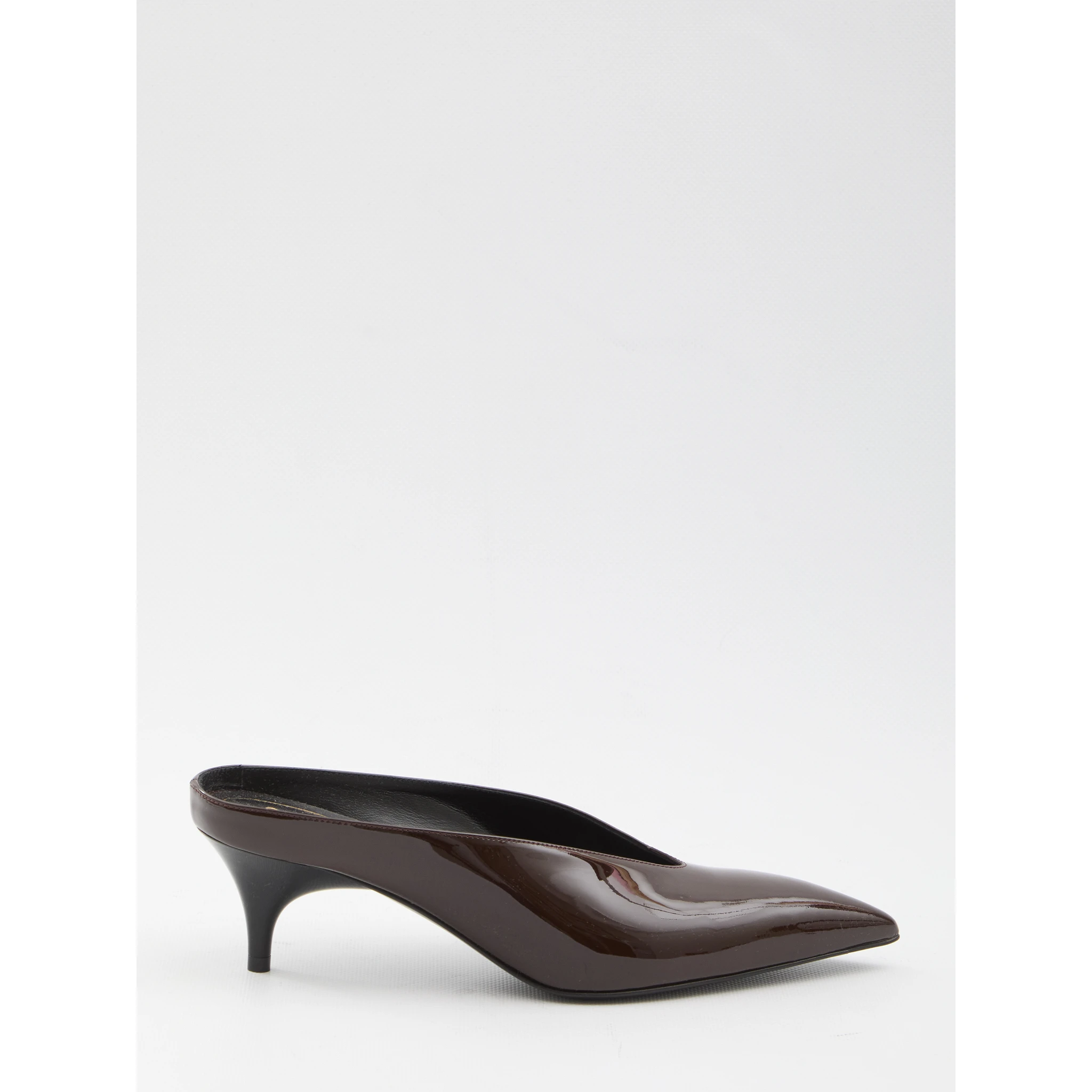 Sabot 97 in glossy patent leather