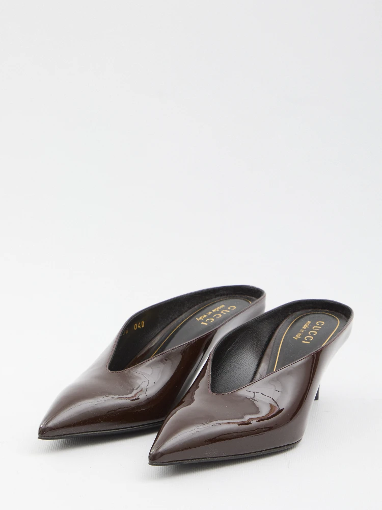 Sabot 97 in glossy patent leather alternative
