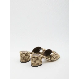 Slider with Horsebit