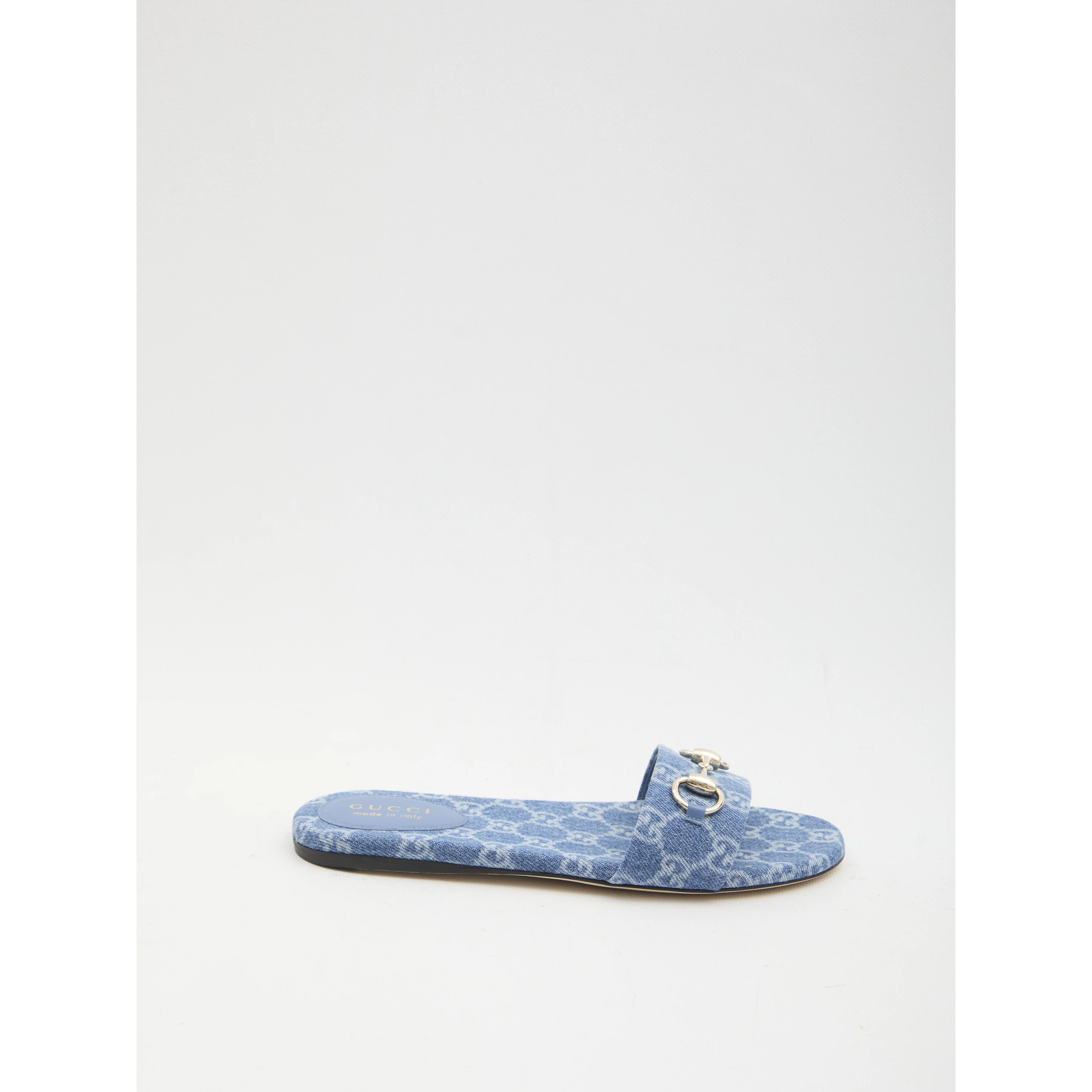 Slides with Horsebit