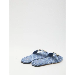 Slides with Horsebit