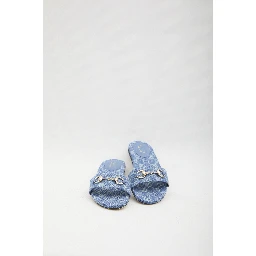 Slides with Horsebit