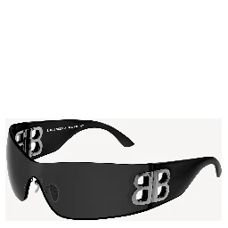 "Bossy Mask" sunglasses