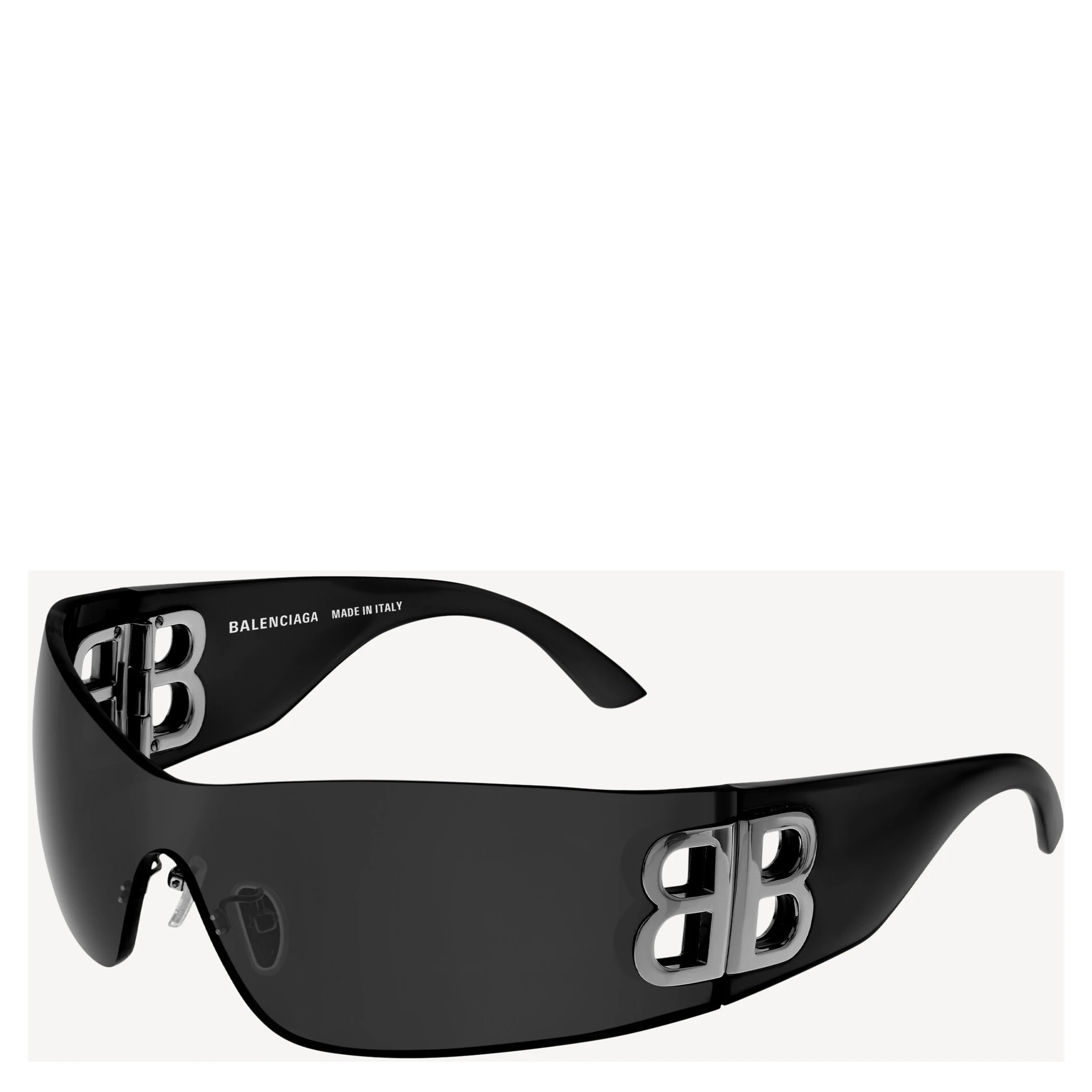 "Bossy Mask" sunglasses