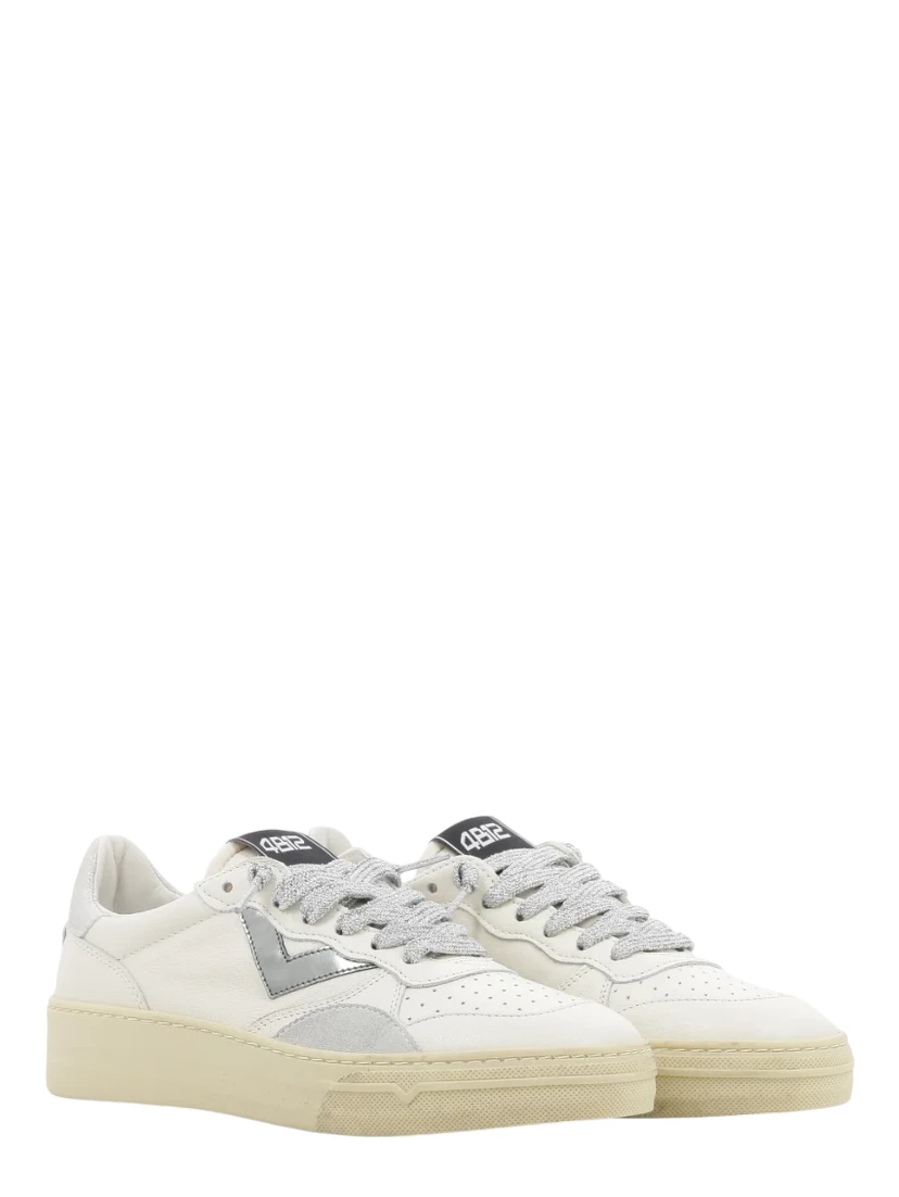 4B12 Sneakers White