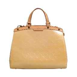 Monogram Vernis Brea MM Beige Poudre