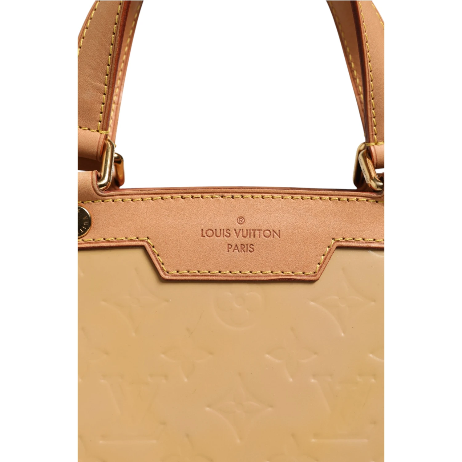 Monogram Vernis Brea MM Beige Poudre