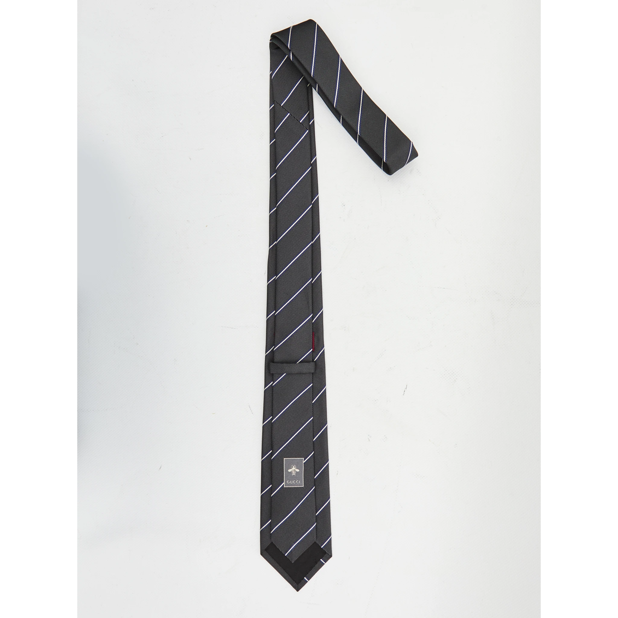 Silk jacquard tie