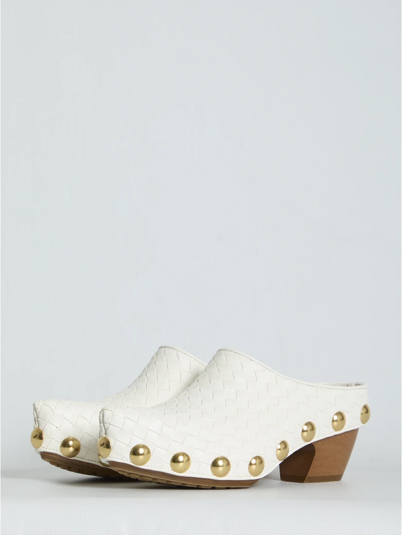 Gondola mules pumps