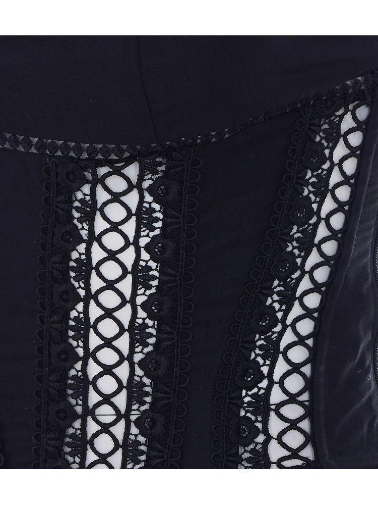 CharoRuiz  Black alternative