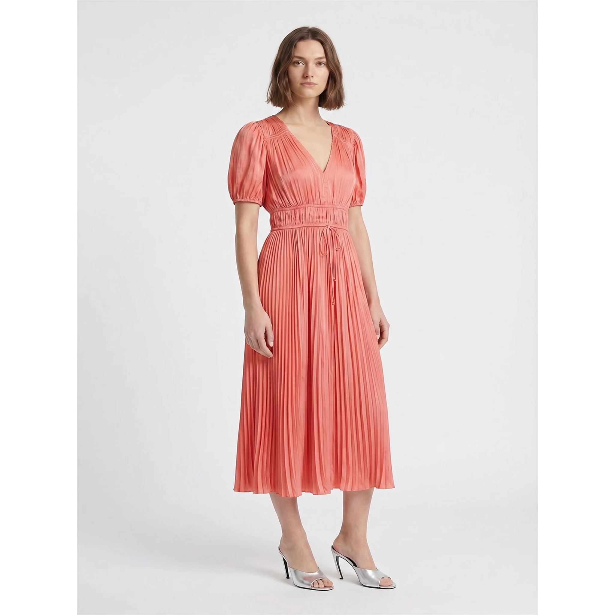 فستان أودرا بأكمام منفوخة