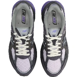 SNEAKER "2010"