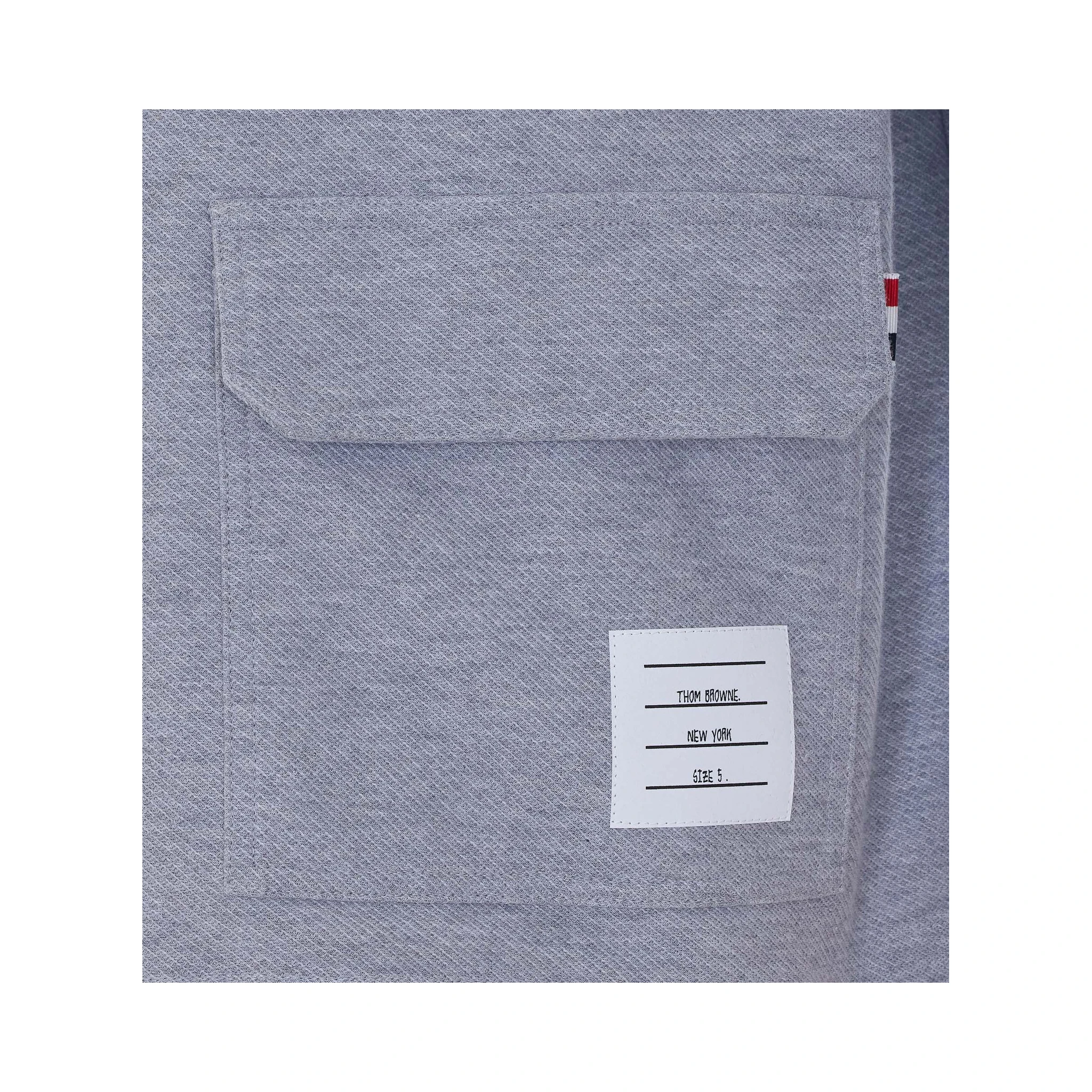 معاطف توم براون