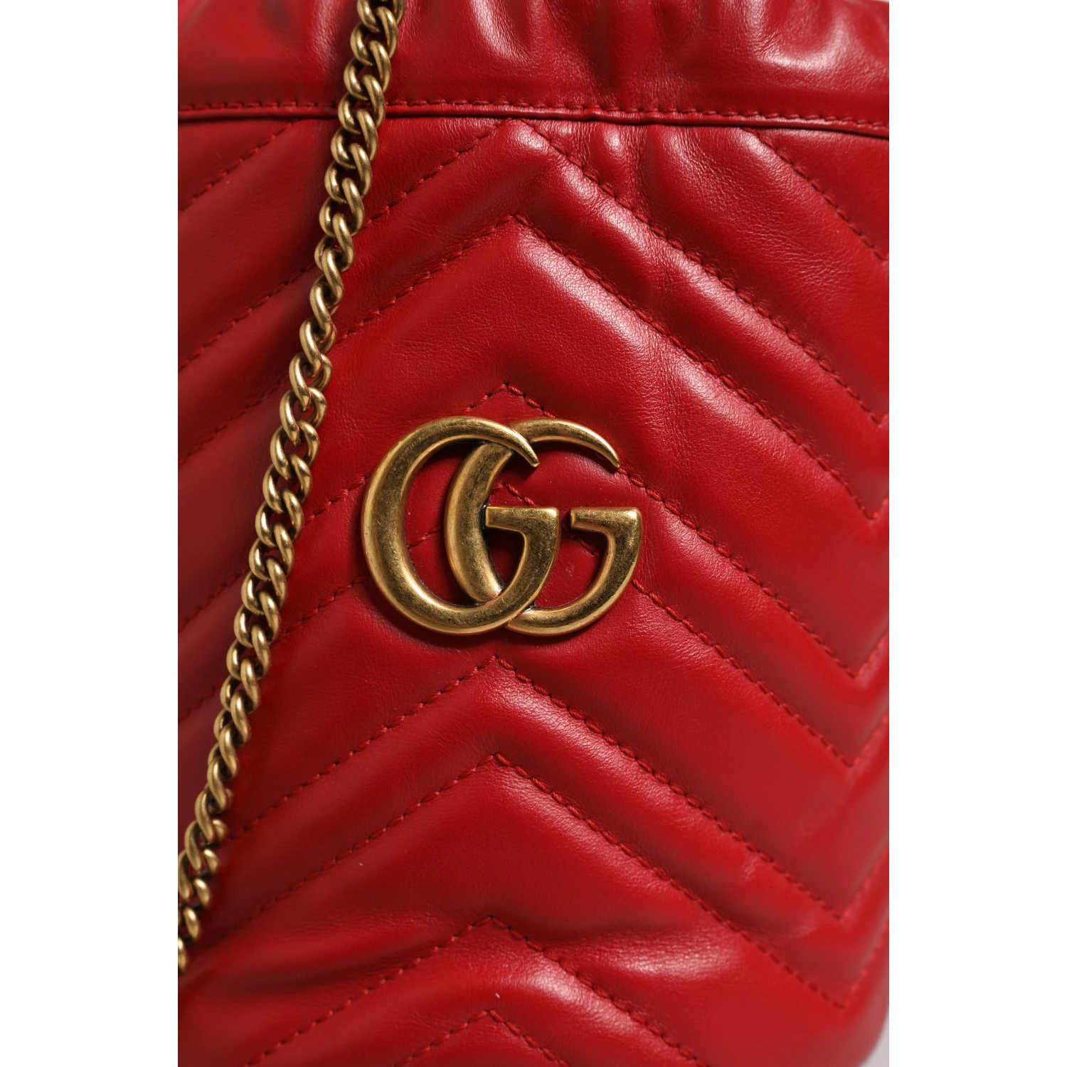 Red Chevron-quilted Calfskin Leather GG Marmont Bucket Bag