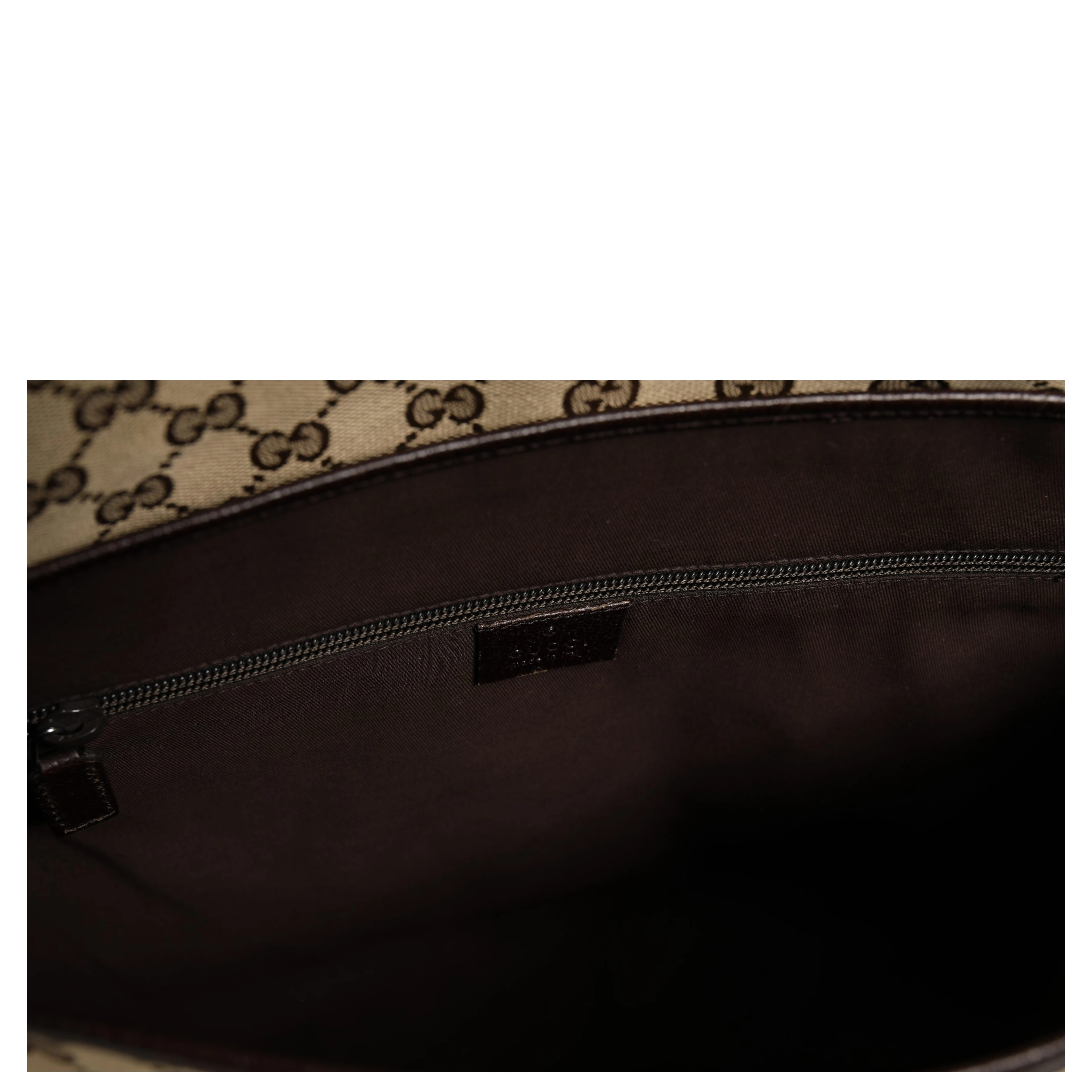 GG Canvas Flap Messenger Bag