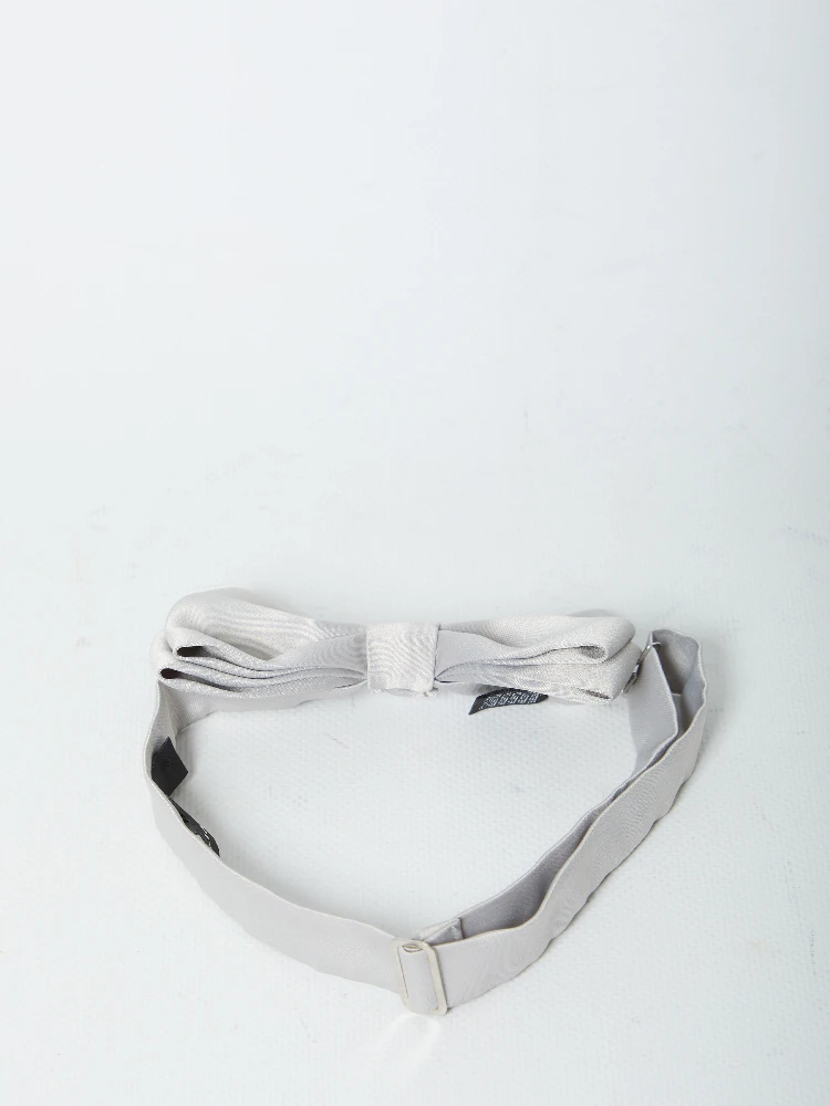 Pearl bow tie alternative