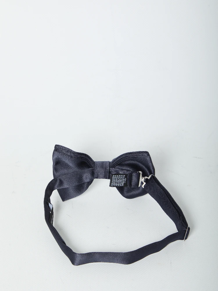 Blue bow tie alternative