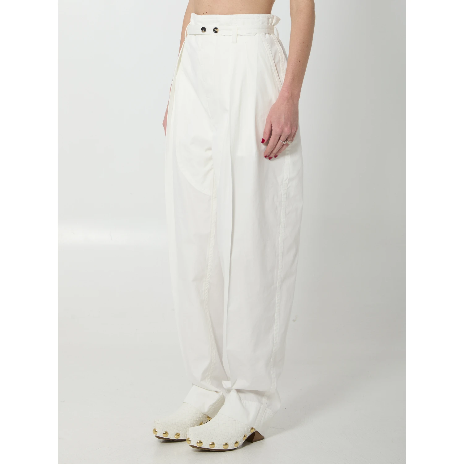 Tapered pants