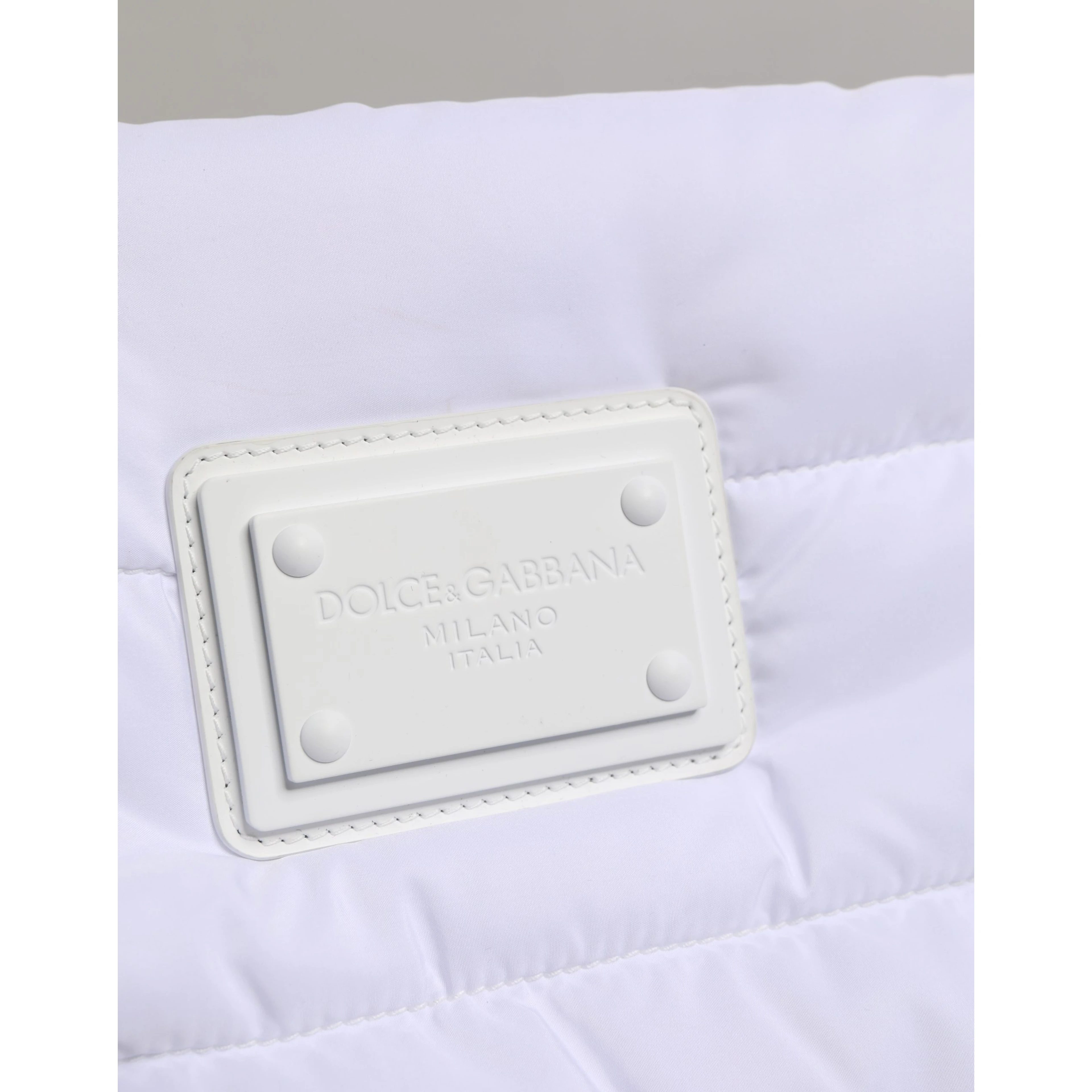White Logo Plaque Polyester Quilted Shoulder Borse Bag