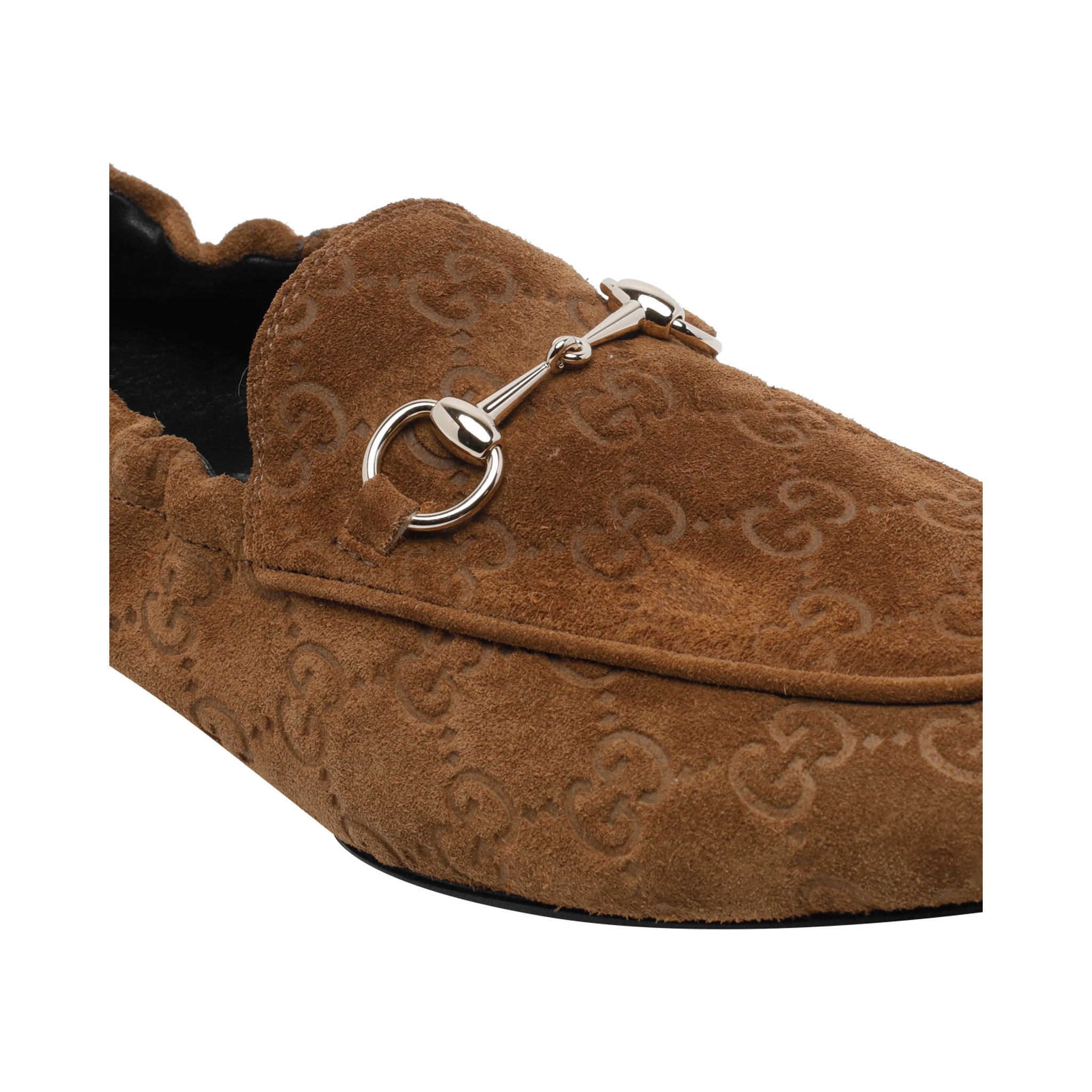 أحذية غوتشي المسطحة