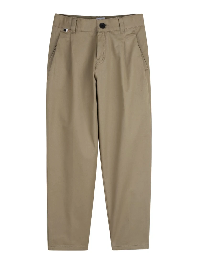 PANTALONE CON BOTTONE
